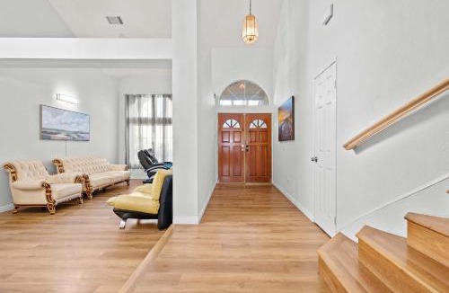 Valinda House | Bright Family Getaway w Garage&Prime SoCal Location