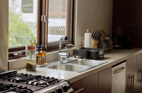 West Hollywood Bed & Breakfast | Bright & Spacious Designer Loft, West Hollywood