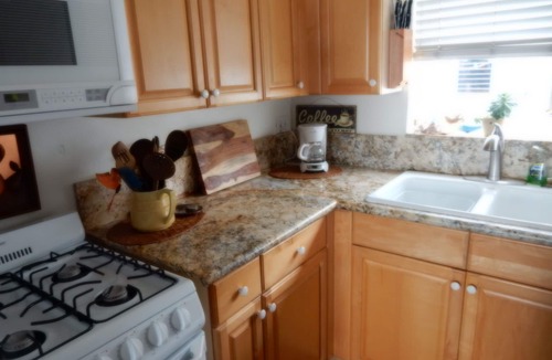 South Mission Beach Condo | Bunni's Beach Condo ~ WOW ! Free assigned parking! Calendar up to date.
