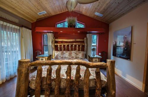 North Wawona House | Buss Stop