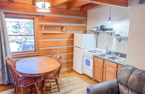 Cherokee Cabin | Cabin 4 - Riverfront w/Large Deck and more!