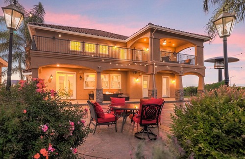 Livermore House | Caldeira Estate | Main House w/ Hot Tub