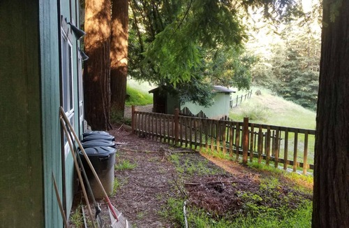Los Gatos RV Rental | Camp Site Large Group with Hot Water Shower in Redwood Forest Retreat