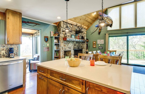 Sevierville Cabin | Camp Themed Sevierville Cabin w/Hot Tub + Teepee!