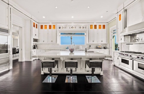 Eastern Malibu House | Carbon Estate