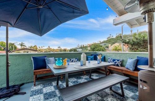 Carlsbad House | Carlsbad Tranquil Tier garden beach home with Game Room
