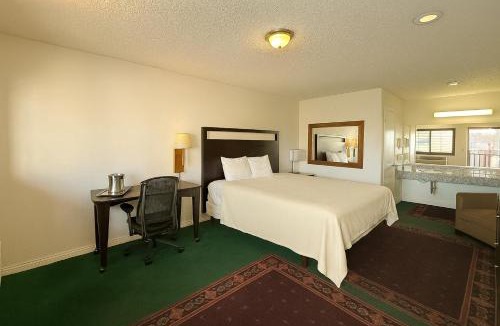 Azusa Hotel | Casa Blanca Hotel - Azusa, Los Angeles