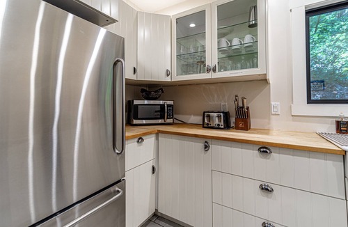 Guerneville Cabin | Casa Boheme-Stylish, Relaxing, Close to Downtown!