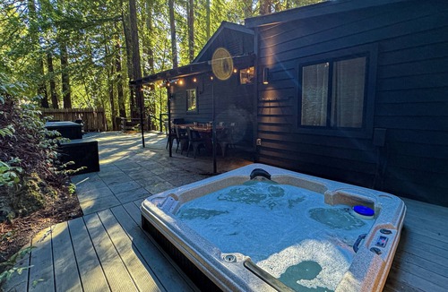 Guerneville Cabin | Casa Boheme-Stylish, Relaxing, Close to Downtown!