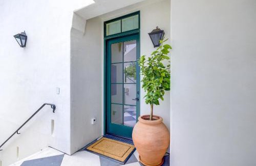 Santa Barbara Apartment | Casa De La Vina - Boutique Apartments in Downtown Santa Barbara