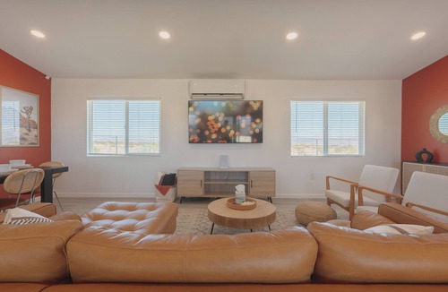 Wonder Valley House | Casa De Paz / Hidden Game Room / Hot Tub / Pool / Stargazing