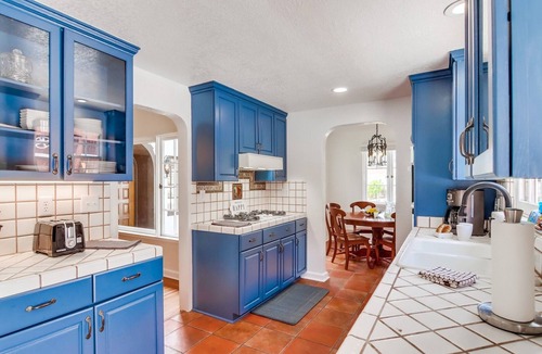 Old Town House | Casa Mariposa |3BR Charming Old Town Home +Hot Tub