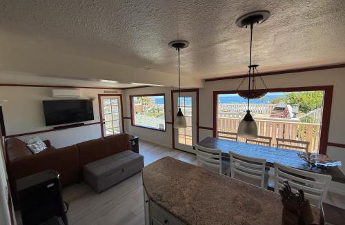 Avalon House | Catalina Two Bedroom View Home