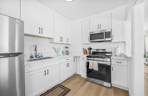 Ocean Beach House | Central OB Home w/Guest House, AC, Large Yard, 4 Car Parking - Sleeps 9