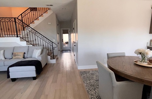 Morena House | CENTRAL SAN DIEGO *Rooftop Deck* Spacious 3 BR home