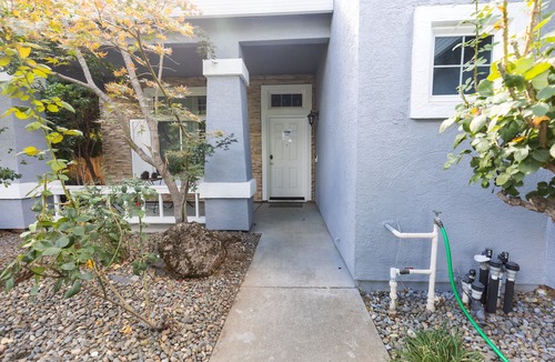 Folsom House | Centrally located, 4 BR family friendly in Folsom