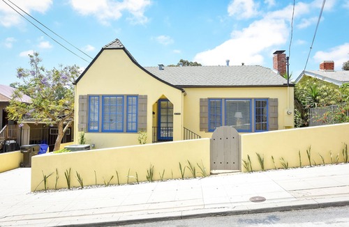 Middletown House | Charming 1920s Mariposa Cottage Heart Of Hillcrest