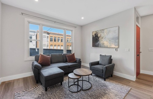 Marina District Apartment | Charming 2-Bed, 2-Bath Apartment in Prime San Francisco Location