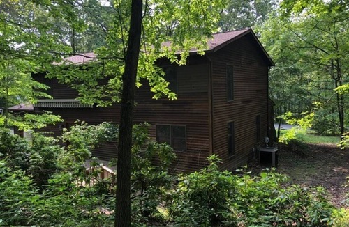 Narvon Bed & Breakfast | Charming 2-bedroom B&B in Honey Brook with WiFi, fitness room bed and breakfast
