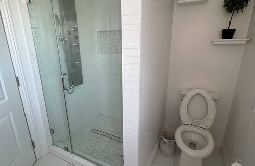 El Rancho House | Charming 2-bedroom house with WiFi, AC in wonderful Pico Rivera
