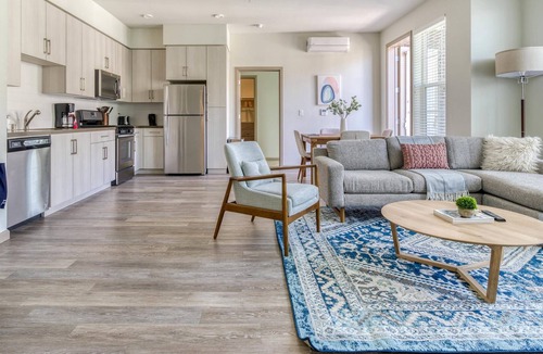 Pleasanton Apartment | Charming 2BR in Pleasanton, Parking + Pet-Friendly