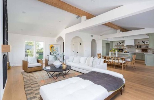 Los Feliz House | Charming 4 bed 5 bath house or gym, sauna, cold plunge, views in Los Angeles