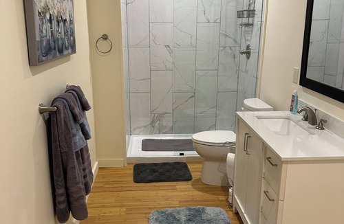 Candler Cottage | Charming Creek View cottage in Candler perfect for a relaxing getaway