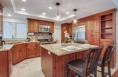 Country Club House | Charming Home in sunny San Diego, Newly Renovated!
