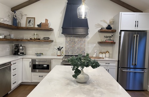 Upper East Cottage | Charming New Casita Lower Riviera, Quiet, AC, 6 blocks to State St, Pet-Friendly