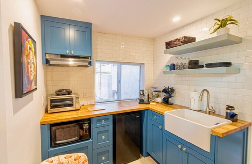 North Park Apartment | *Charming Studio* Central to Everything!