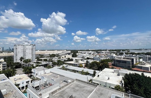 City Center Apartment | Chic 1-bedroom apartment in awesome Miami Beach with AC, WiFi
