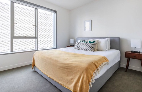 Bunker Hill Apartment | Chic Downtown 1BR w/ Gym & Pool, near Disney Concert Hall, by Blueground