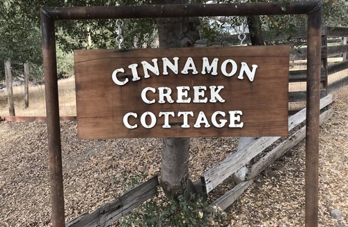 Three Rivers House | Cinnamon Creek Cottage, Sequoia National Park