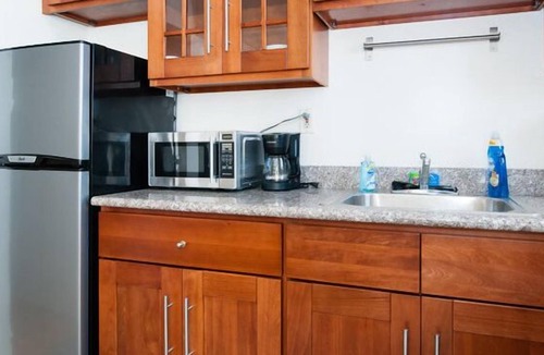 Russian Hill Apartment | Classic And Cozy Home Away From Home In Beautiful And Convenient Russian Hill