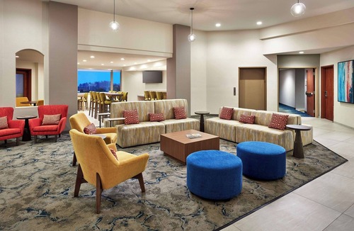 Pismo Beach Hotel | Classic Deluxe King Room | Patio, Free Parking, 3 mi to Oceano Dunes Pole 2