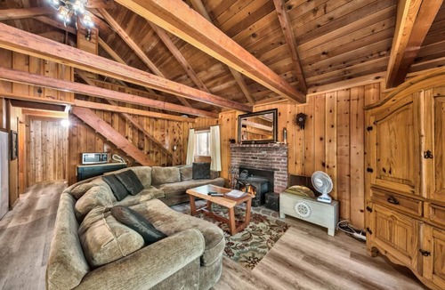 Black Bart House | Classic Tahoe Cabin-come play in the mountains, explore our trails and lakes