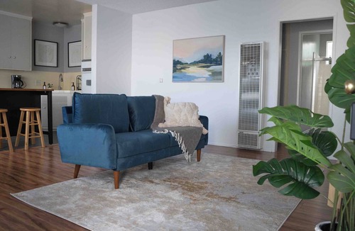 El Segundo Apartment | Clean 1BD Apartment by the Ocean