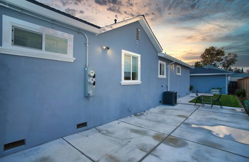 Longfellow House | Clean & Lovely house close to everywhere