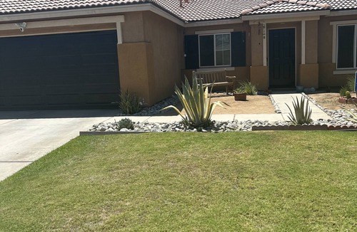 Coachella House | Coachella & Stagecoach walking distance