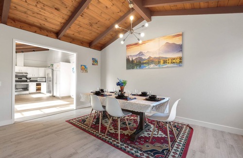 Moss Beach House | Coastal Retreat - 3,000 sqft, Pets Ok, Walk 2 Beach & Tidepools, Surf, see Seals