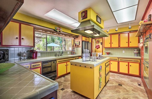 Mount Helix House | Colorful El Cajon Gem: Deck, Garden & Valley Views