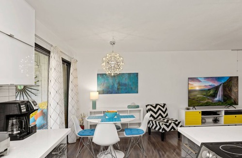 Palm Springs Condo | Come stay in your Palm Springs retreat today!