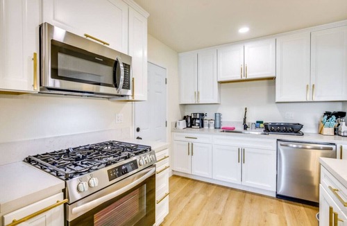 Lincoln Acres Apartment | Comfortable area 4-bedroom