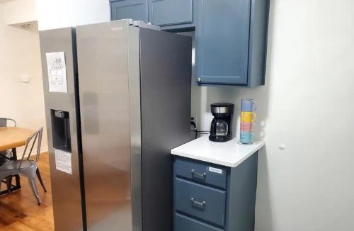 Nevada Street House | Comfortable Home Near Downtown & AT&T Center
