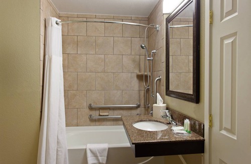 Fairfield Condo | Condo ∙ 1 bedroom ∙ 4 guests