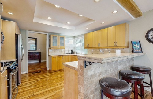 San Clemente Condo | Contemporary condo with outdoor living area - 2 blocks to beach access