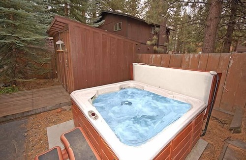 Al Tahoe House | Conveniently located Near Skiing and Beaches - Affordable, Adorable -948M~