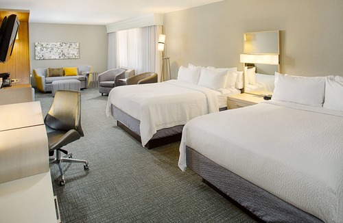 Southeastern Sacramento Hotel | Courtyard by Marriott Sacramento Midtown