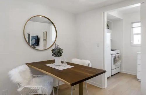 Little Italy House | Cozy 1 BR Casita Overflowing with Natural Light
