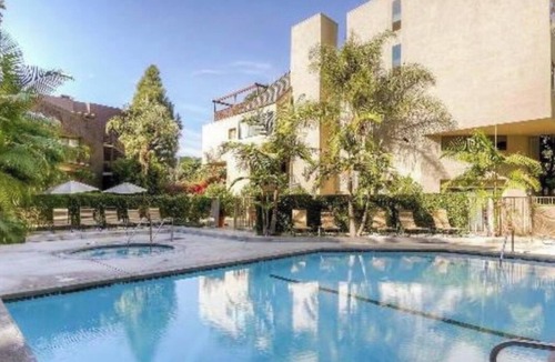 West Hollywood Apartment | Cozy 1bedroom in West Hollywood